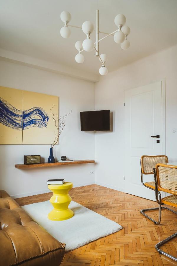 Warsaw Concierge Eclectic Designアパートメント エクステリア 写真